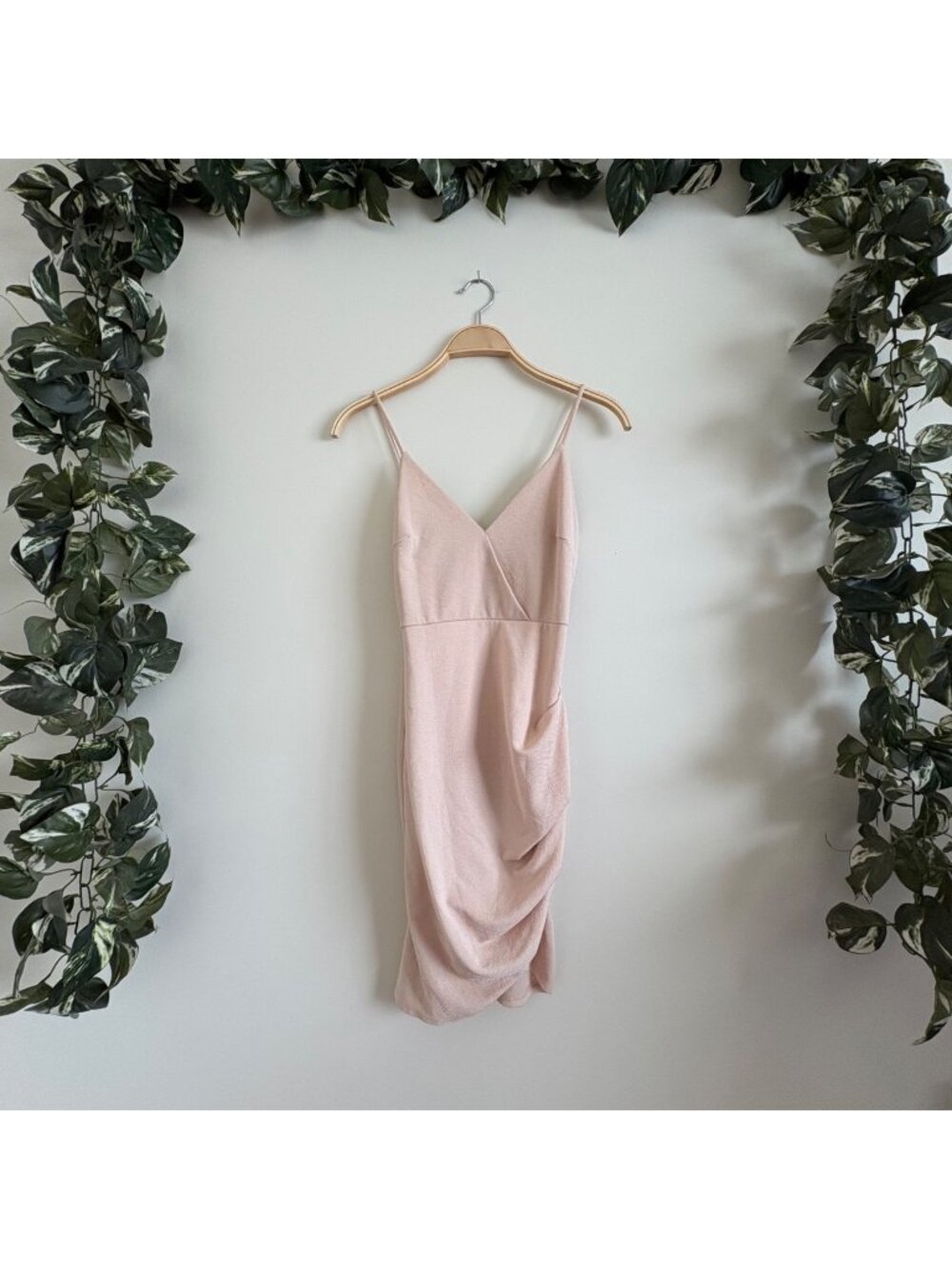 Fashion Nova Sleeveless Fitted Mini Dress Pink Women’s Size S